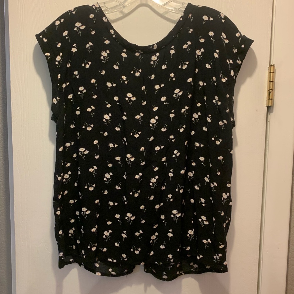Daisy print Abercrombie shirt
